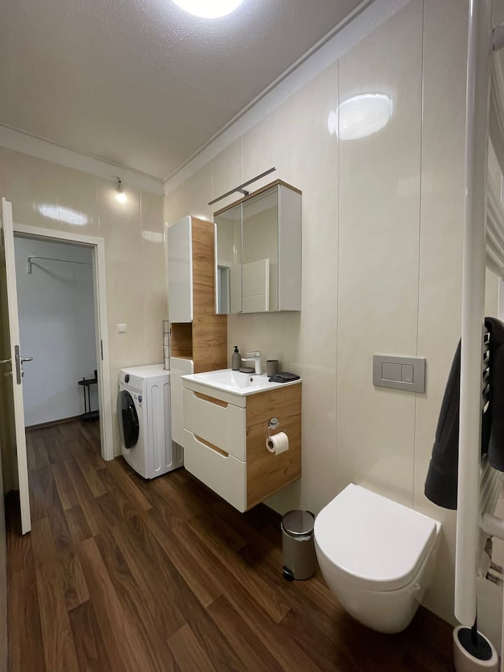 Badezimmer Bild 1