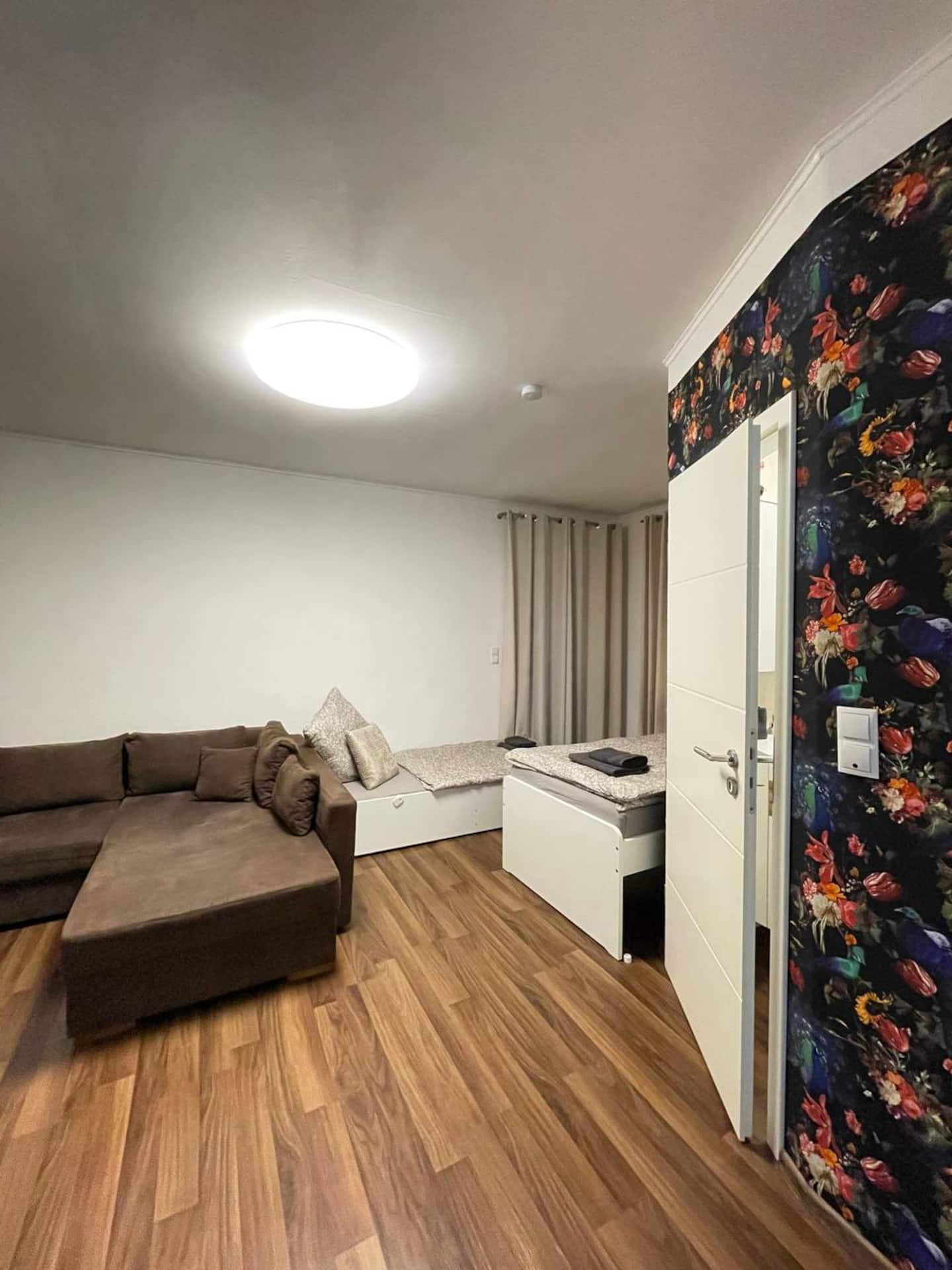 Wohnzimmer Bild 2
