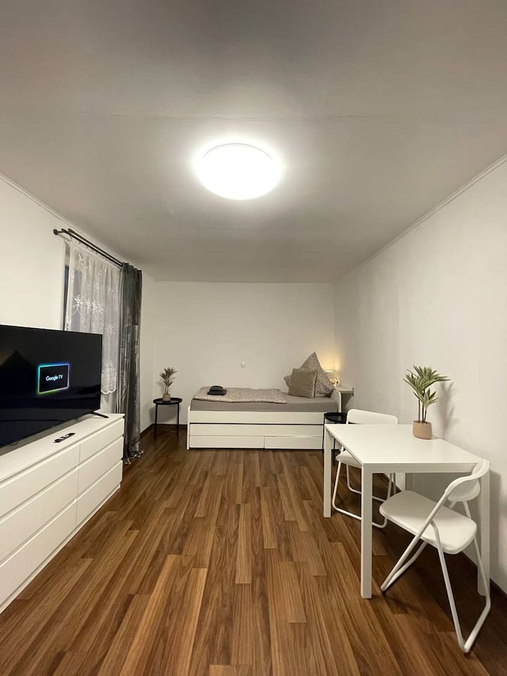 Schlafzimmer Bild 3