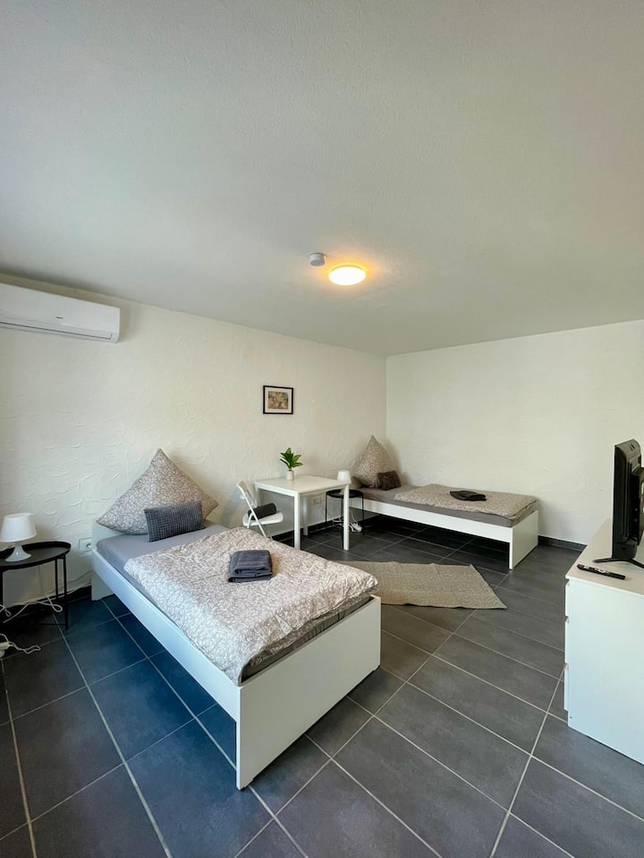 Schlafzimmer Bild 2