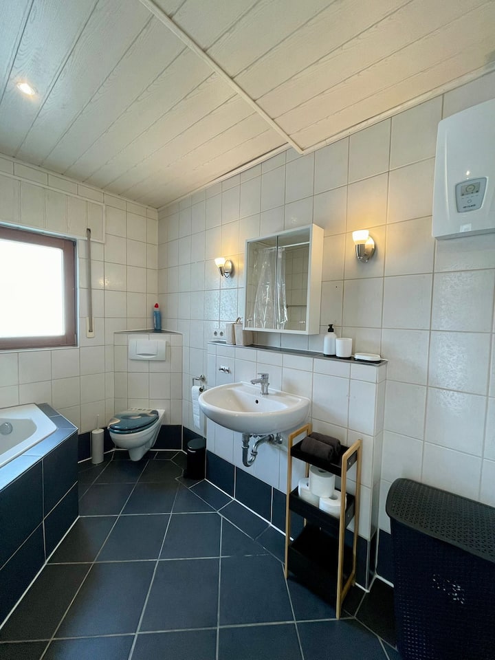 Badezimmer Bild 2